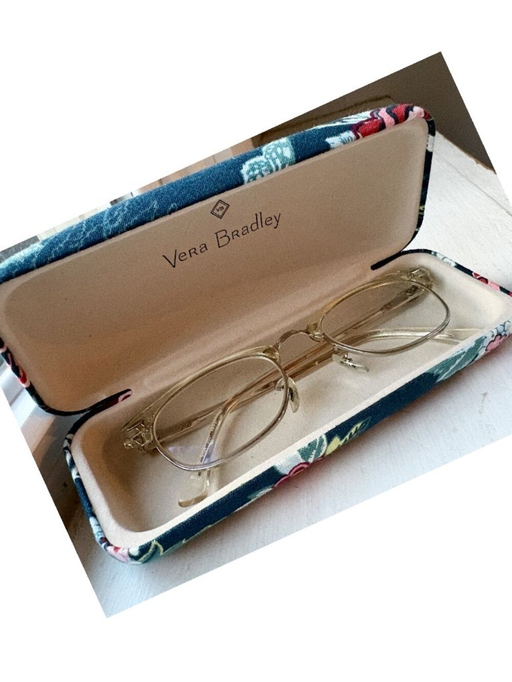 💙 VERA BRADLEY Hard Clamshell Glasses Case in Rose Toile 🌹